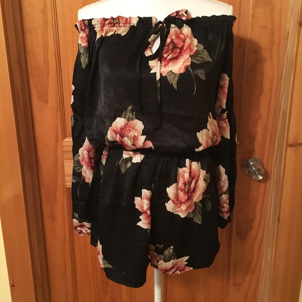 Black Floral satin Romper!! - Picture 3 of 4